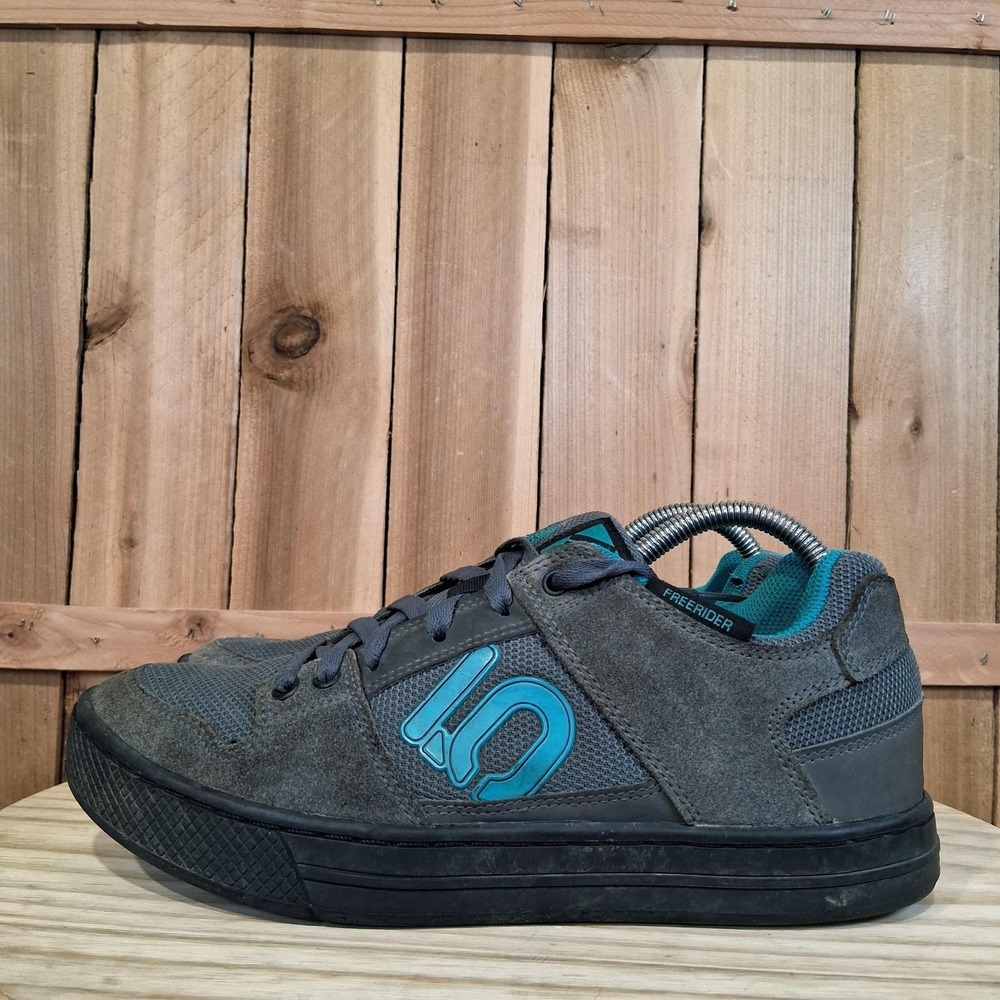 Five Ten Freerider Shoes Womens Size 9 Gray Suede MTB Cycling Sneakers BC0786